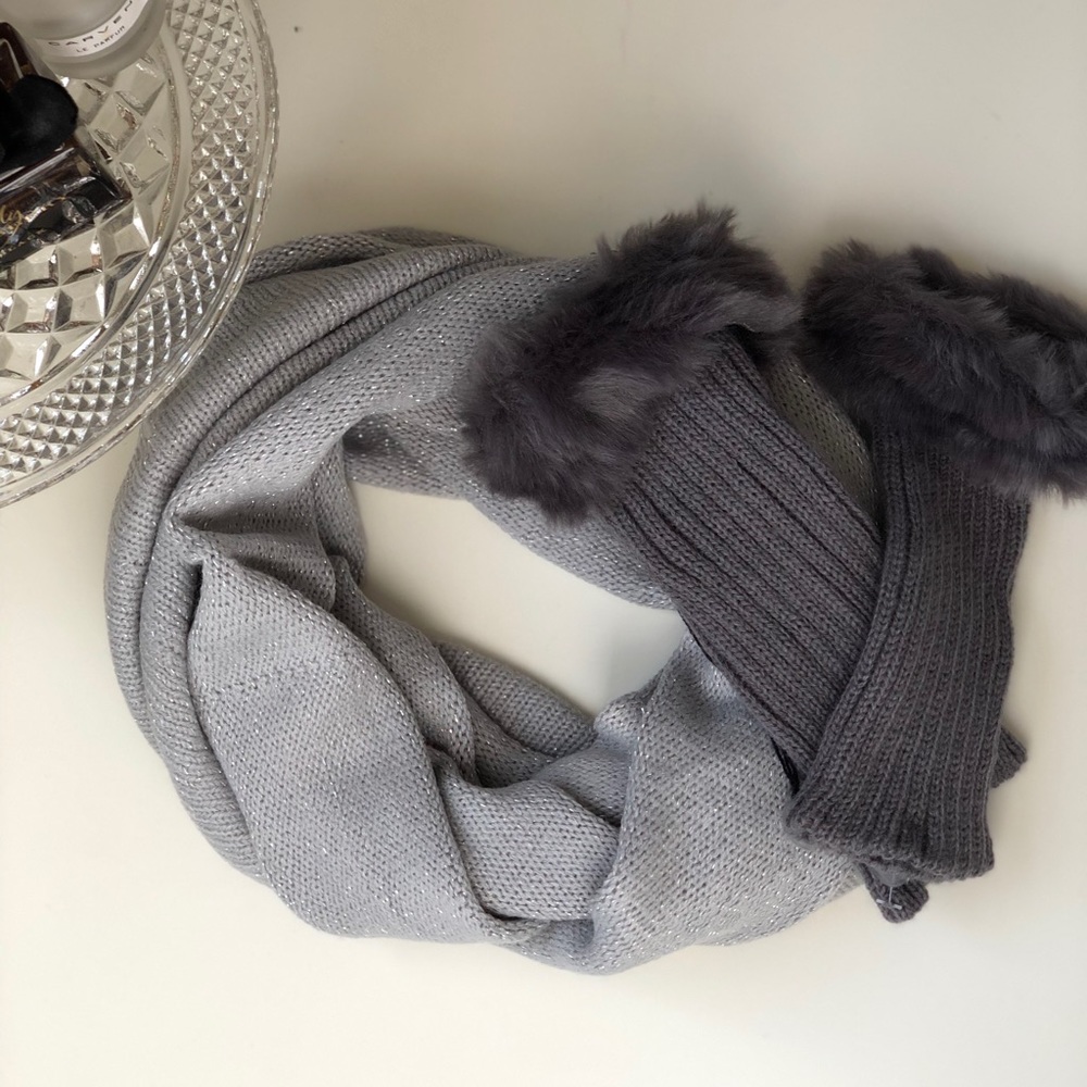 infinity scarf & fingerless winter gloves bundle